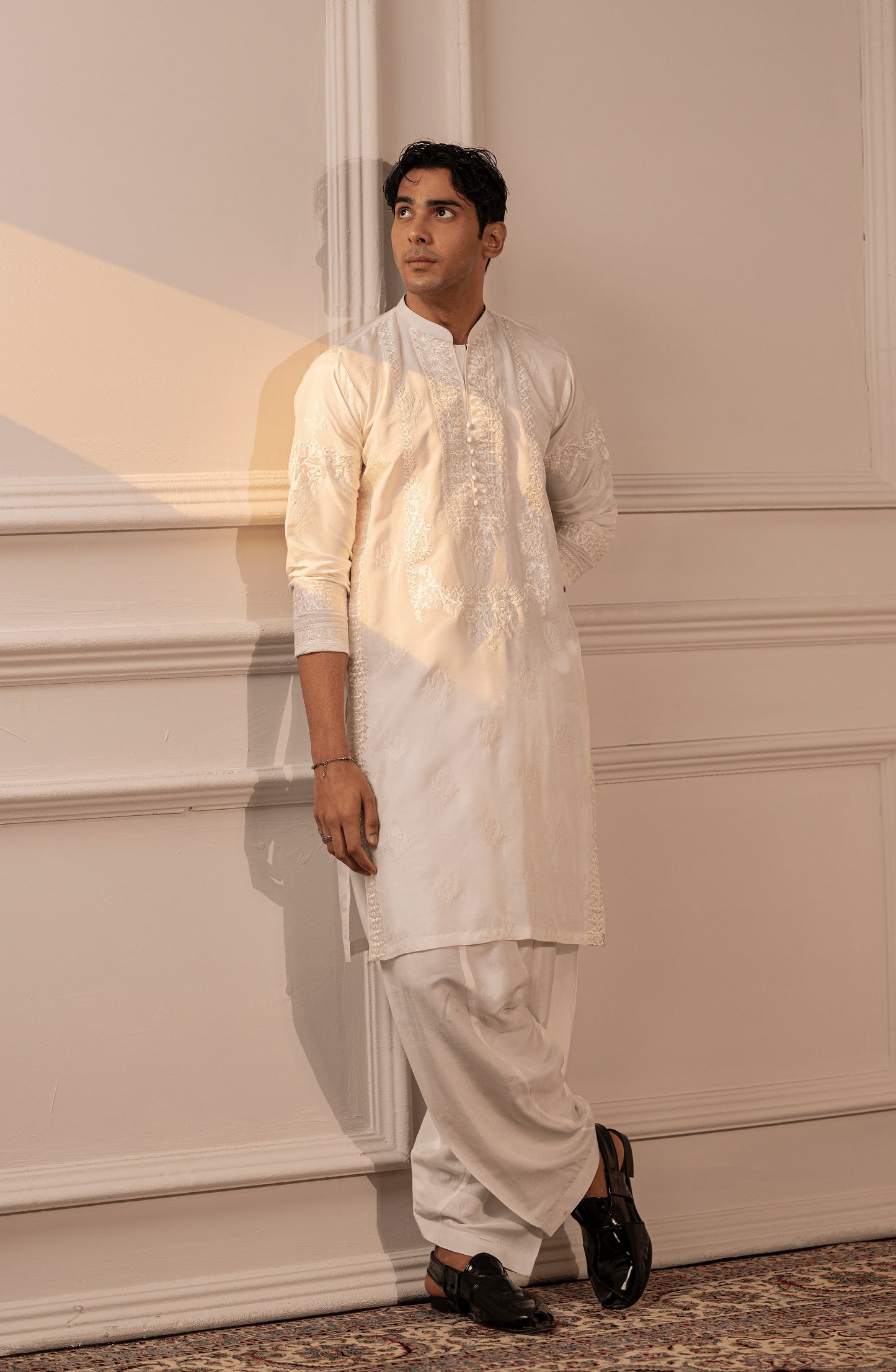 Affordable men’s kurtas with traditional flair